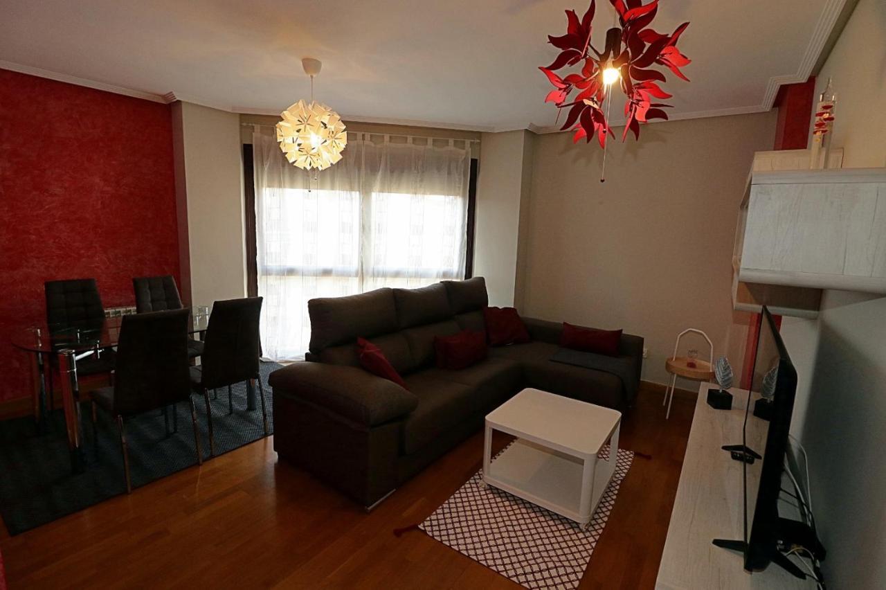 Apartamento , Wifi Y Garaje Cerca Del Centro Apartment โอเบียโด ภายนอก รูปภาพ